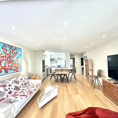 Rosalia Luxury 3 Bedrooms Near Beaches By Welcome To شقة *